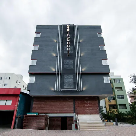 ホテル Oyo Townhouse 38 Banaswadi 100Ft Road